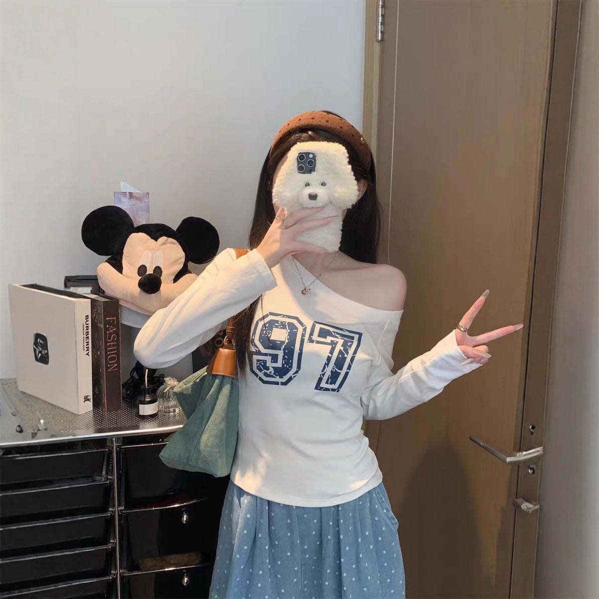 Chic Printed Long Sleeve T-Shirt for Women, Slim Fit, High Neck Design